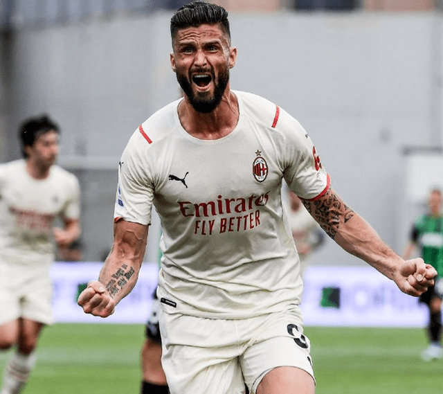 天才打野选手秀了！ Lucid 击杀了三名幽龙，徐秀的猴子抱着猪，击杀了 Dplus KIA 赢得了第一场比赛
