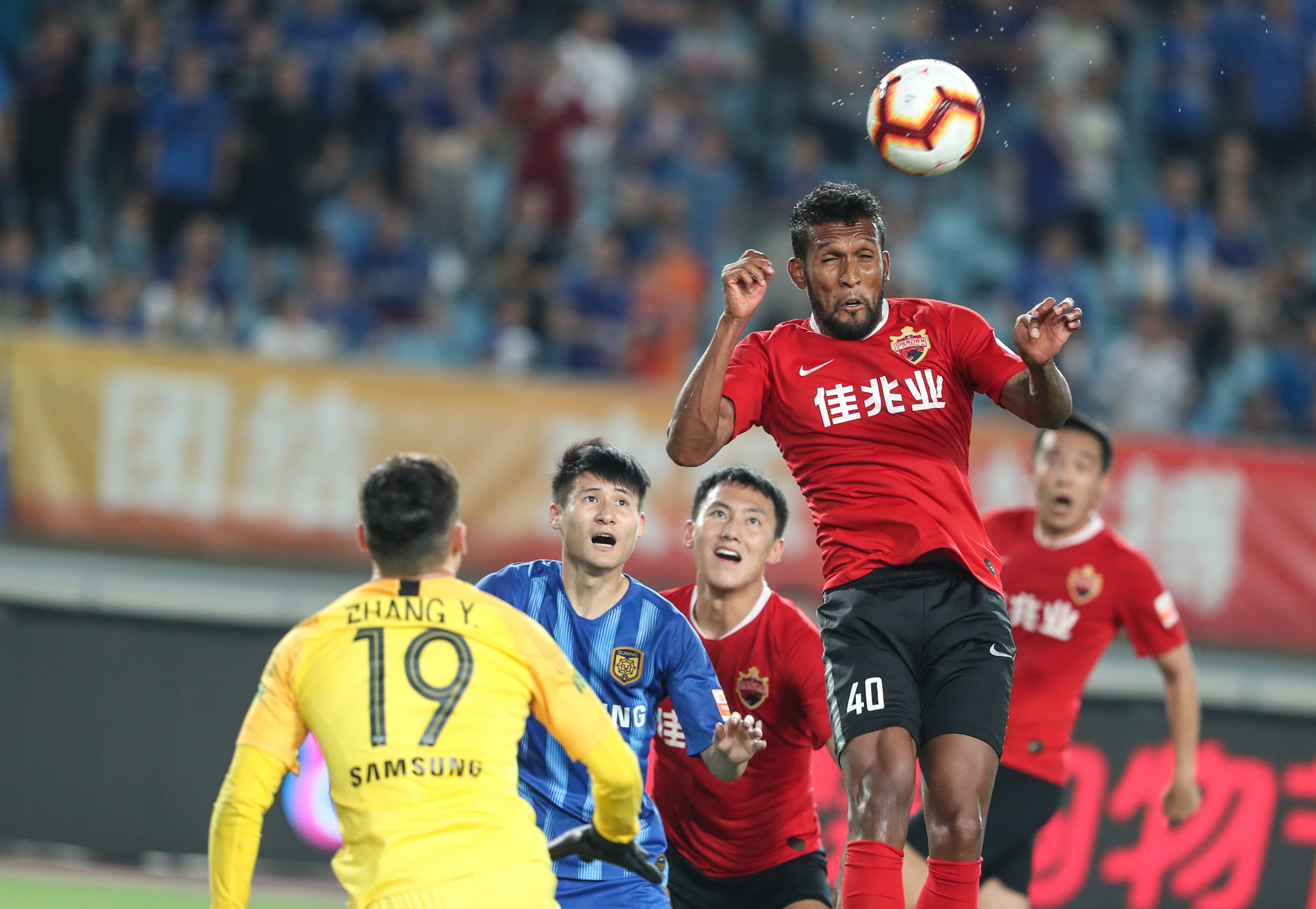 Doby+周敢敢勇敢开团 管泽元蝎子全场游走 957队扳回一城